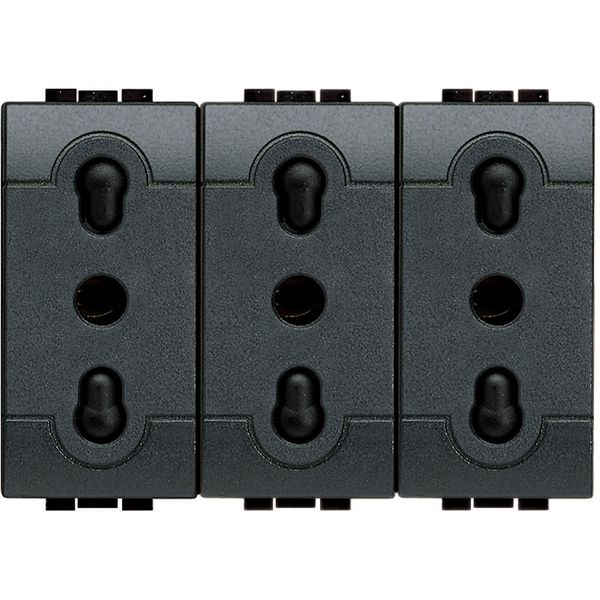 triple socket 10/16A image 1