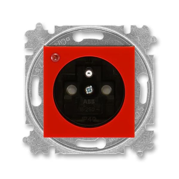 5599H-A02357 65 Socket outlet with earthing pin, shuttered, with surge protection image 1