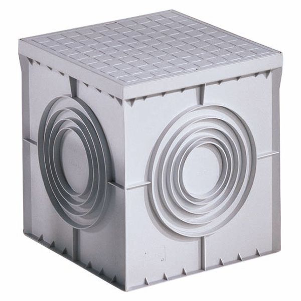 SQUARE ACCES CHAMBER 200X200X200 - FLAT KNOCKOUT BASE AND HIGH RESISTANCE LID image 1