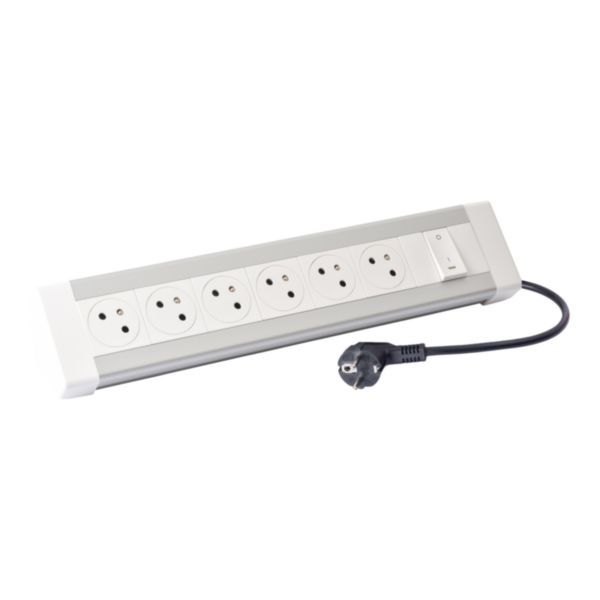 Desk unit with 3m cord and 2P+E plug equipped with 6 2P+E Surface sockets and 1 lighted switch image 2