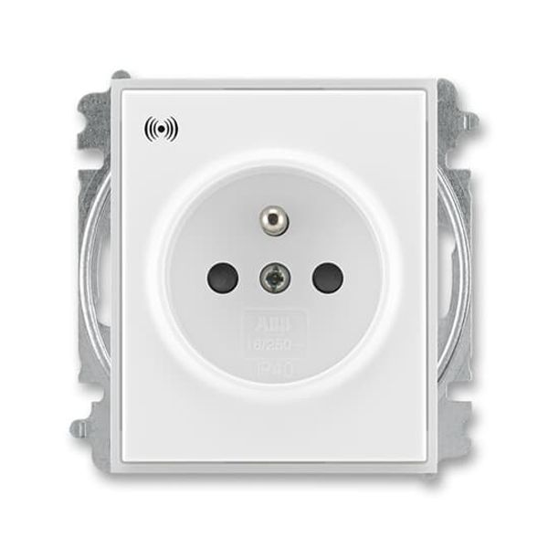 5589E-A02357 01 Socket outlet with earthing pin, shuttered, with surge protection image 12
