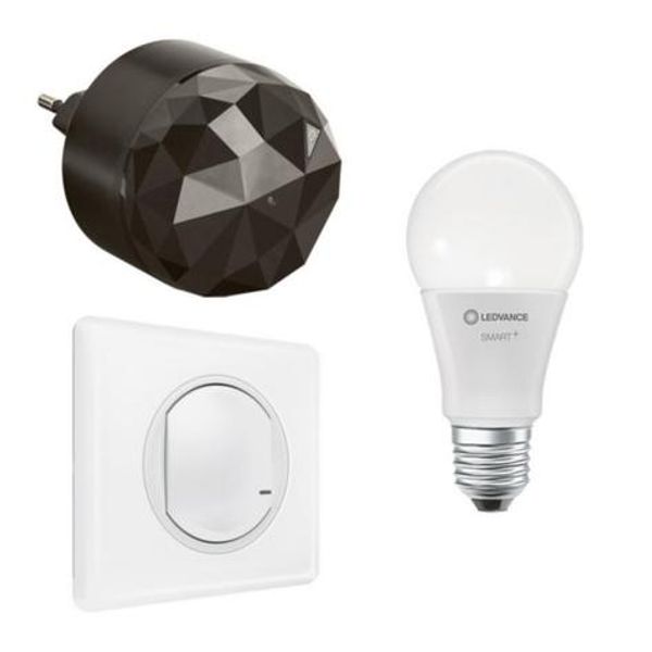 Connected Starter Pack Céliane with Netatmo: Plug/Play Gateway + Wireless Switch + Smart bulb E27 Classic/White image 1