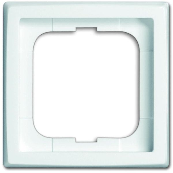 1721-184 Cover Frame future® Studio white image 1