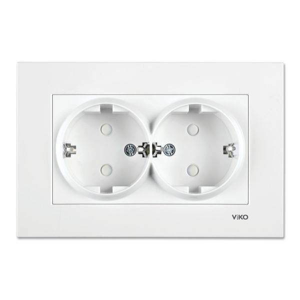 Karre White Child Protected Double Earth Socket image 1