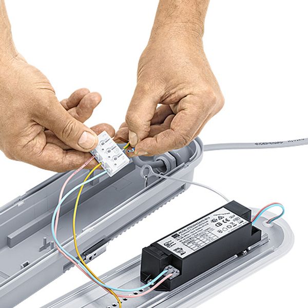 IP65 Moisture-proof diffuser luminaire image 3