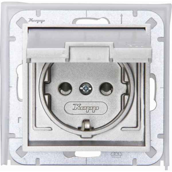 waterproof earthed socket HK07 image 1