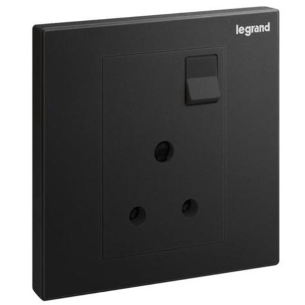 Galion - 1 gang British Standard switched single pole socket outlet - 5A - Matt Black image 1